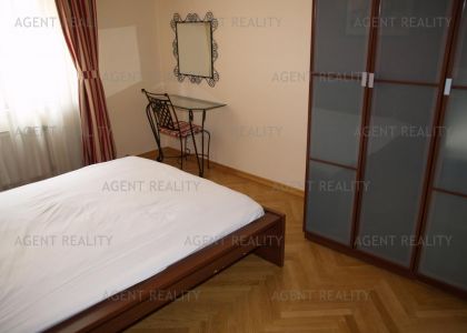 Pronájem zařízeného apartmánu 2+kk,75m2 v činžovním domě rezidence Masaryk P2-Vinohrady.