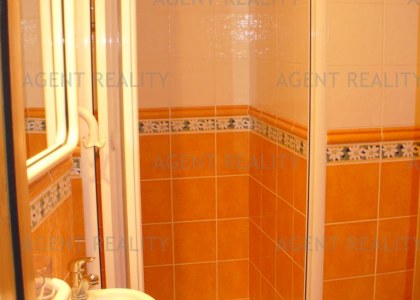 Pronájem pěkného rekonstruovaného bytu 1+kk, 25m2 v Praze 10-Vršovice