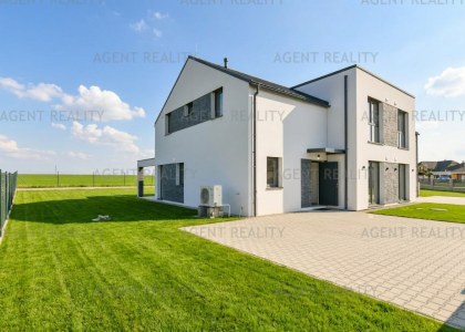 Prodej domu, 5+kk, 141m2, Slaný - Dolín