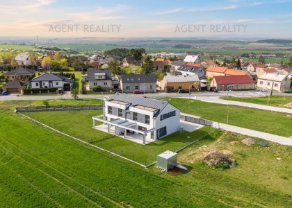 Prodej domu, 5+kk, 141m2, Slaný - Dolín