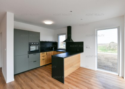 Prodej domu, 5+kk, 141m2, Slaný - Dolín