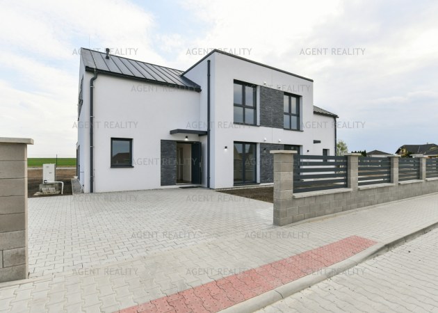 Prodej domu, 5+kk, 141m2, Slaný - Dolín