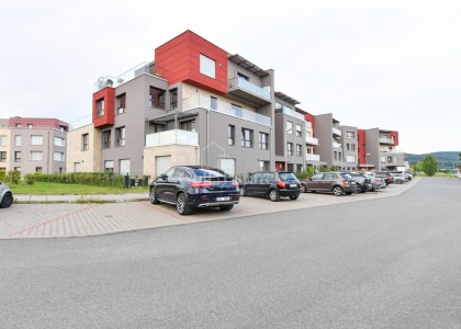 Pronájem bytu 2+kk, 56 m2, ulice Na Veselou, Beroun