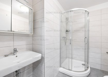 Pronájem bytu 2+KK, 44m2, ulice V Závětří, Praha 7 - Holešovice