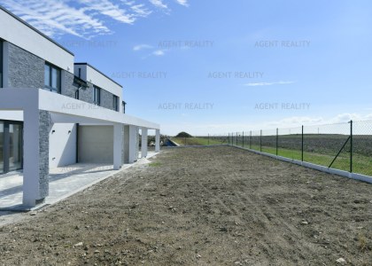 Prodej domu 186/60BB, 6+kk, 141m2, Slaný - Dolín