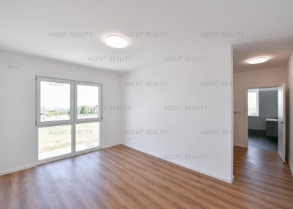 Prodej bytového domu , 2x, 5+kk, 141m2, Slaný - Dolín