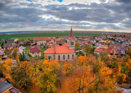 Prodej stavebního pozemku 186/55, 879 m2, Slaný - Dolín