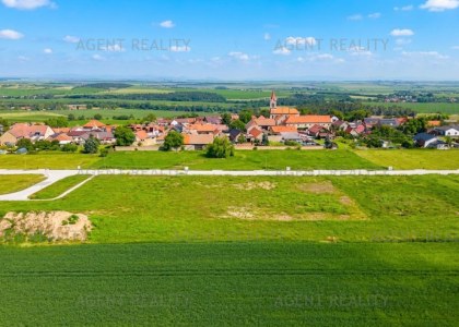 Prodej stavebního pozemku 186/87, 800 m2, Slaný - Dolín