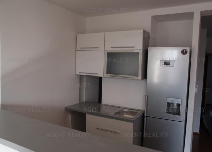 Prodej nového podkrovního bytu 3+kk, 76m2 + střešní terasa 60m2 v P5-Smíchov