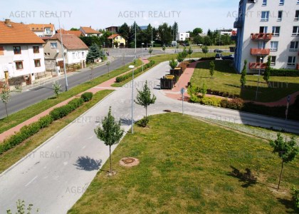 Pronájem vybaveného bytu 3+kk,81m2 s trasou a parkováním v P13-Stodůlky